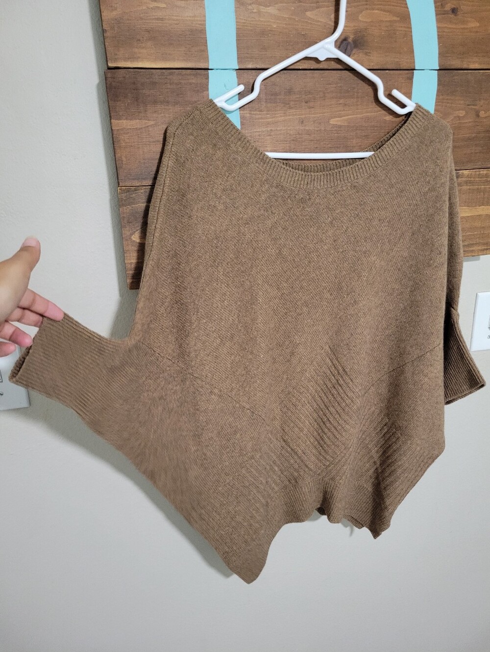 Vince Brown Knit Wool Blend Batwing Sleeves Lagenlook Cozy Sweater Medium Nwt